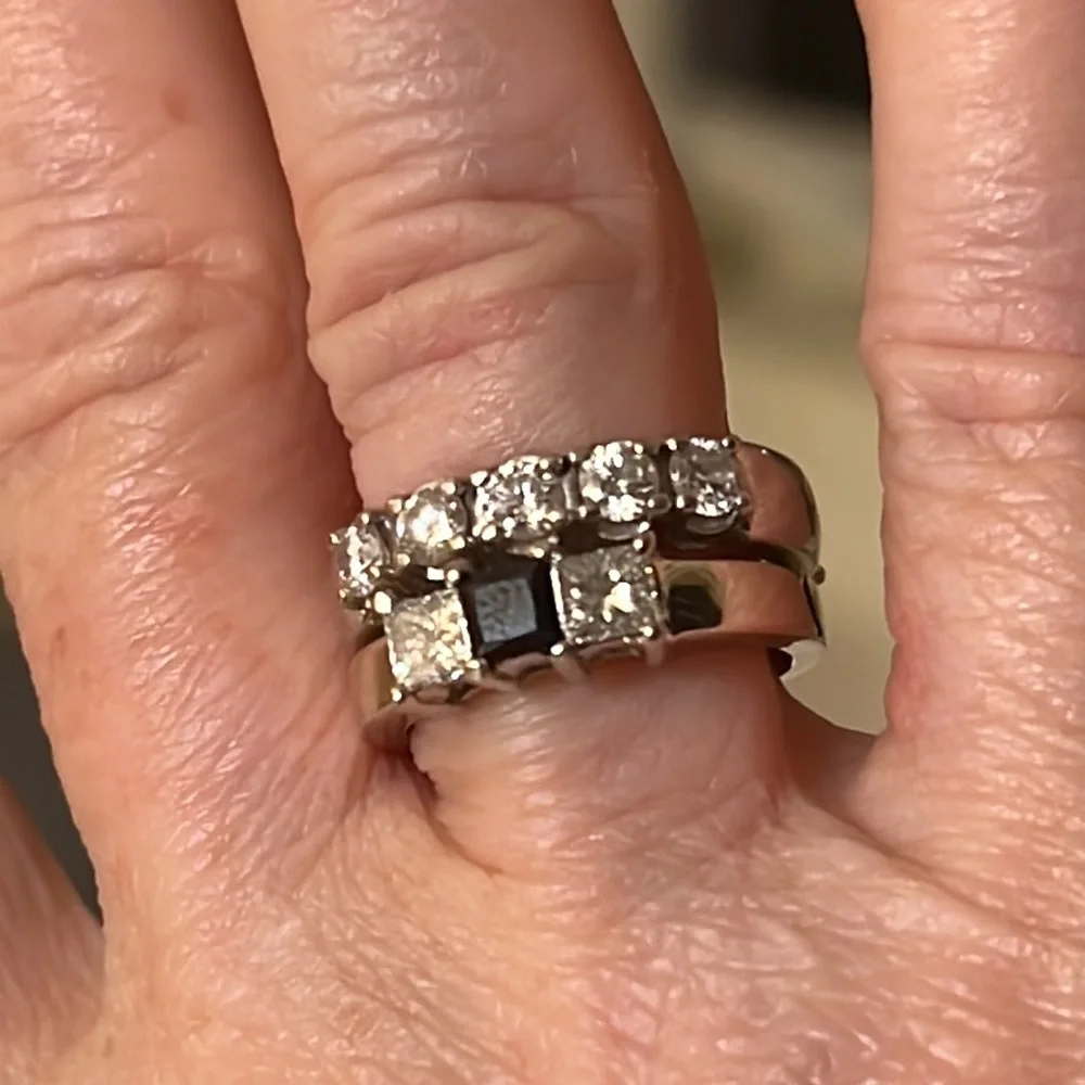 14k gold diamond and sapphire ring - Picture 11 of 12